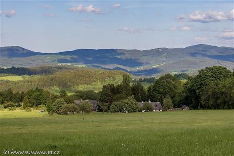 Hořejší Těšov u Hartmanic, výhled na Kašperk